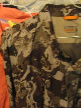 Lot 2 Camo Hunting + Fishing Shirts 2XL MAGELLAN OUTDOOR Button Down Short Sleev